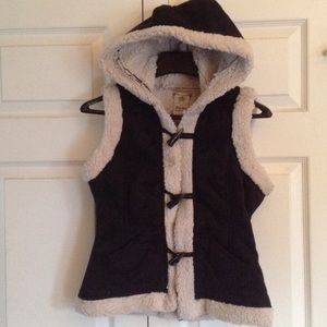 Faux suede vest with Sherpa lining and trim NWOT