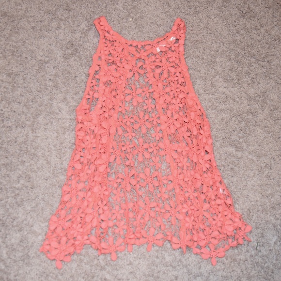 Floral Lace Crop!