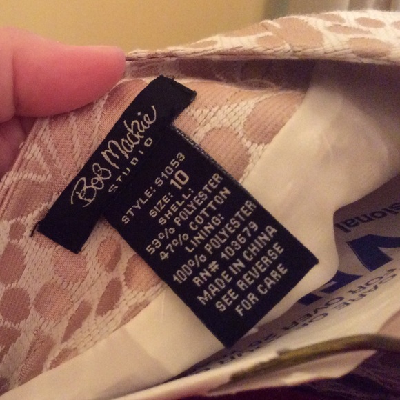 Bob Mackie SZ 10 EUC Beautiful Floral Jacket - Picture 2 of 2