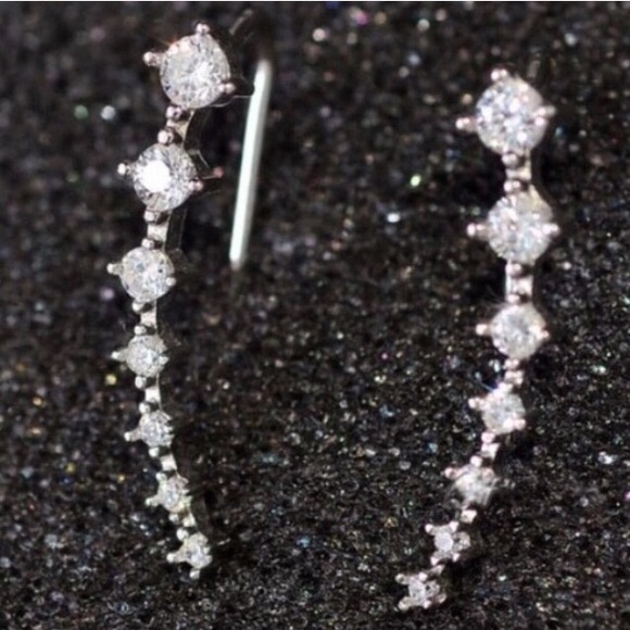 🎀HP🎀 Silver Crystal Ear climbers 🚫Nickel Free🚫 - Picture 3 of 4