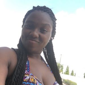 Meet your Posher, Ashley