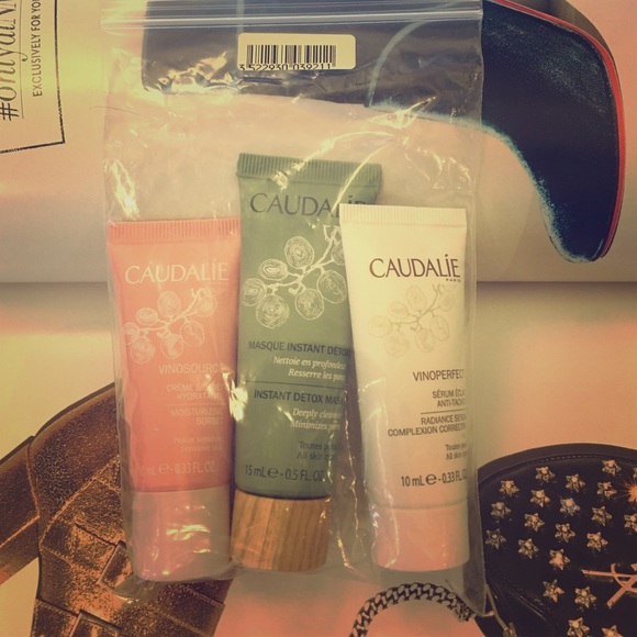 Sold!!!Caudalie skincare set(all travel size)