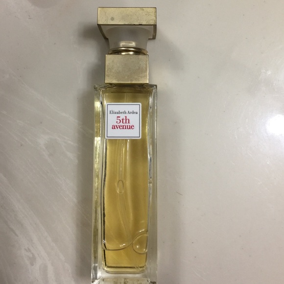 Elizabeth Arden 5th Avenue Perfume