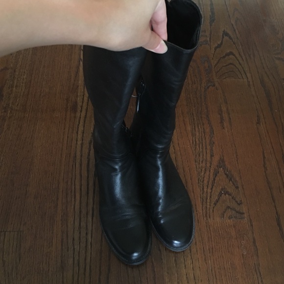 Stuart Weitzman riding boot - Picture 1 of 4