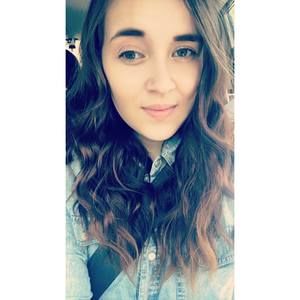 Meet your Posher, Justina