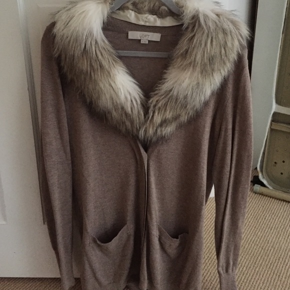 Brown with fur collar cardigan