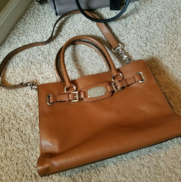 Michael Kors Handbags - Michael Kors Bag