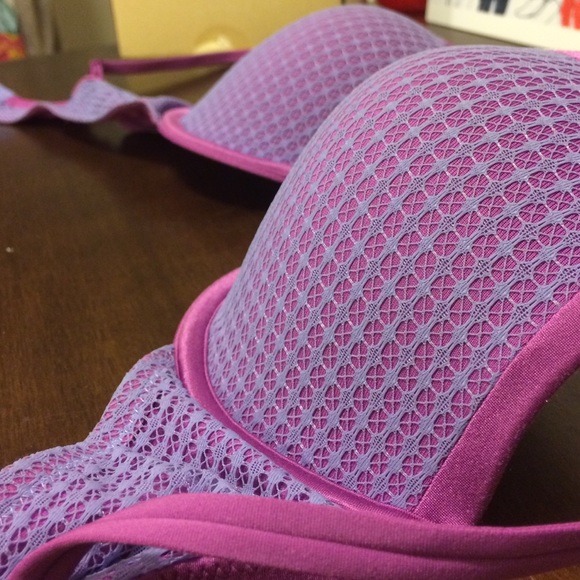 DKNY NWOT bra.💁🏼