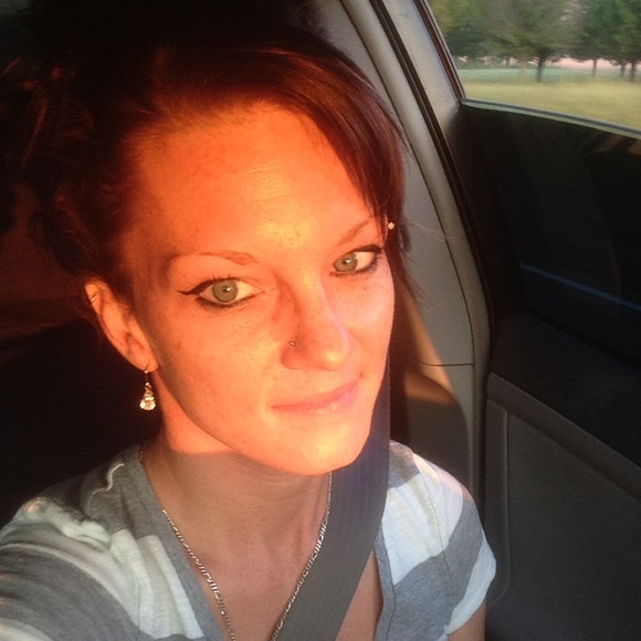 Meet your Posher, Andrea