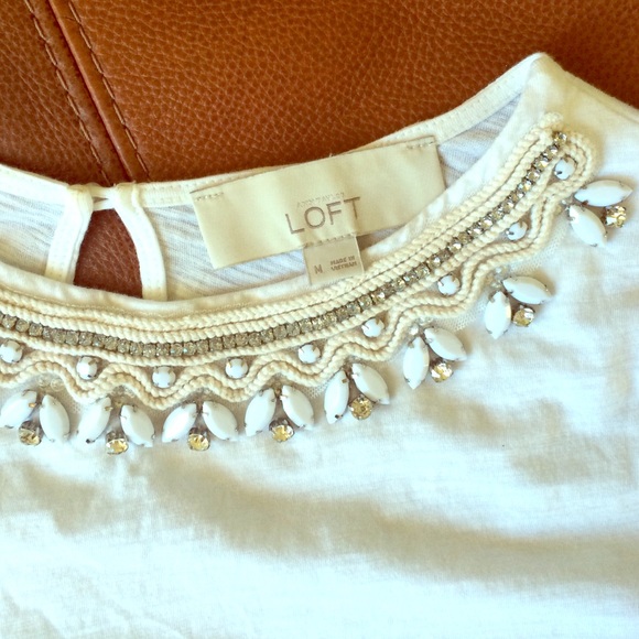 Fabulous LOFT💎/beaded/rope neck detailed top