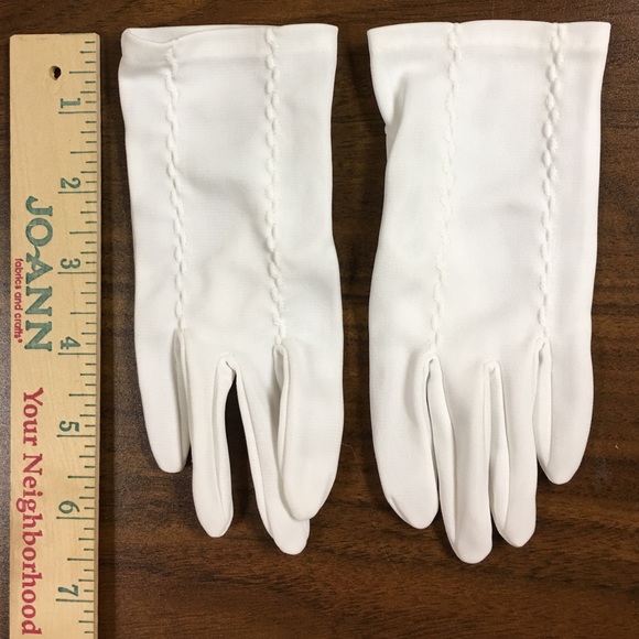 Child's stretch nylon Vintage gloves
