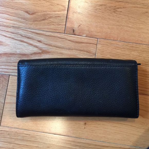 Like new Michael Kors Wallet - Picture 4 of 4