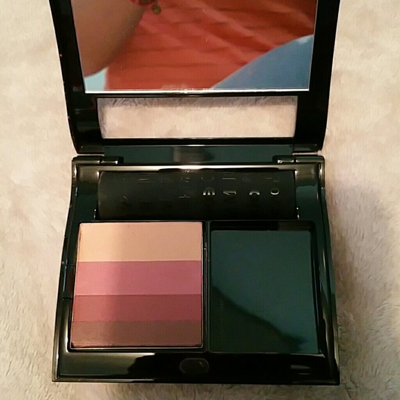 Mary Kay - Picture 2 of 4