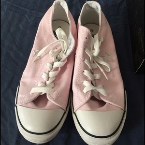 Converse pink women's 8.5