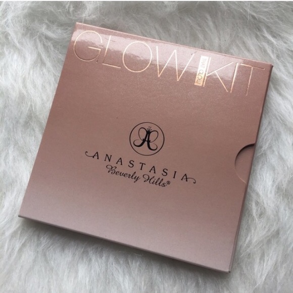 Anastasia Beverly Hills glow kit
