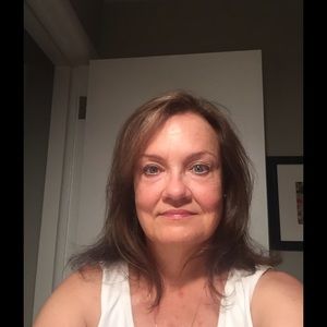 Meet your Posher, Lida