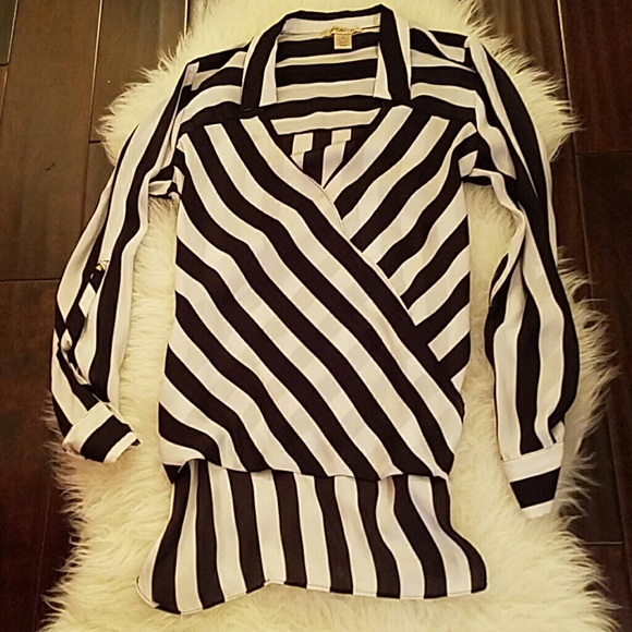 Arden b blouse - Picture 2 of 4