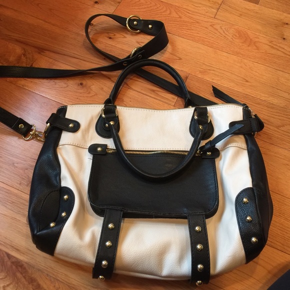 Current style Steve Madden Bag - Picture 3 of 4