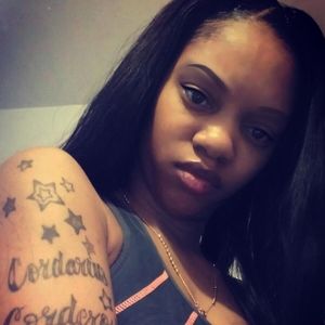 Meet your Posher, Janelle