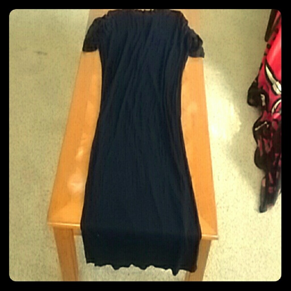Short sleeve long dressiest shirt