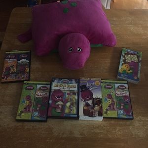 Barney set!