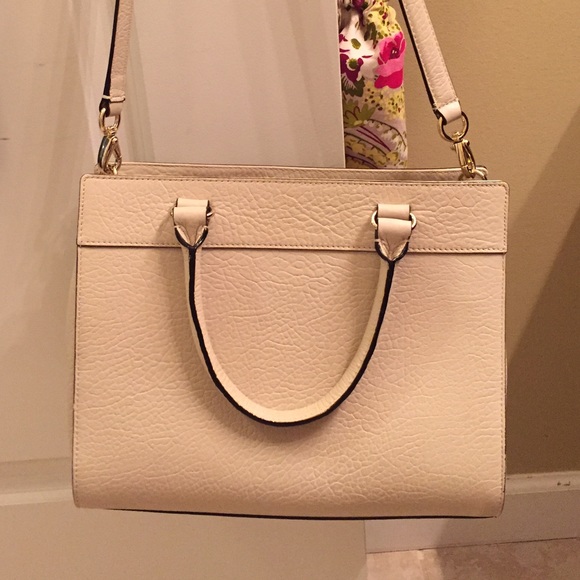 Kate Spade tote - Picture 2 of 3