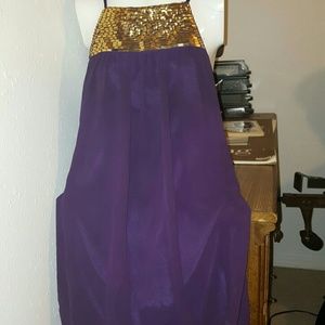 B. Darlin balloon bottom midi.