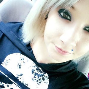 Meet your Posher, Hayley