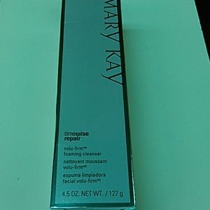 Mary Kay TimeWise Repair volu-firm foam cleanser