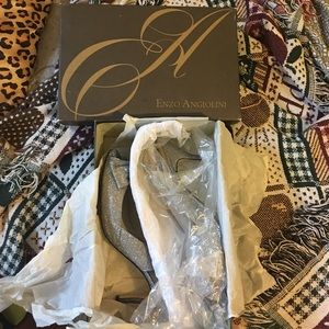 Women's Silver heels