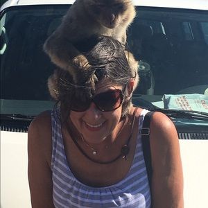 Meet your Posher, Dana