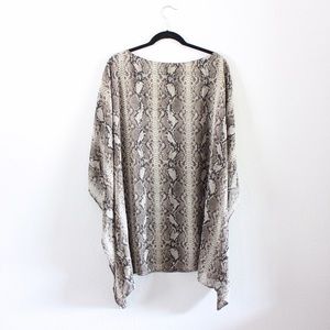 ⭐️SALE!⭐️ Vince Camuto Swim Coverup