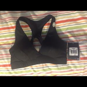 New black nike bra