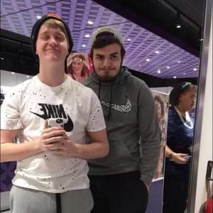 Meet your Posher, Alec