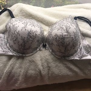 VS Very Sexy Push-Up Bra