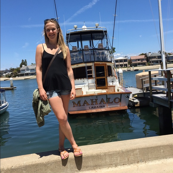 Meet your Posher, Violet - Picture 2 of 2