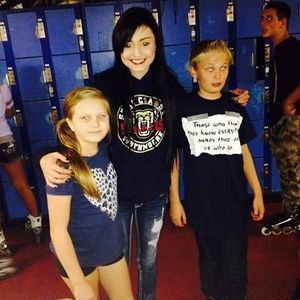 Meet your Posher, Leslie