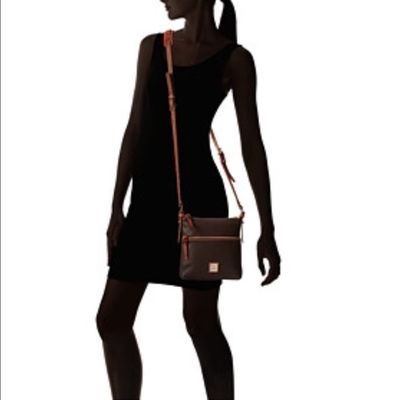 dooney and bourke crossbody