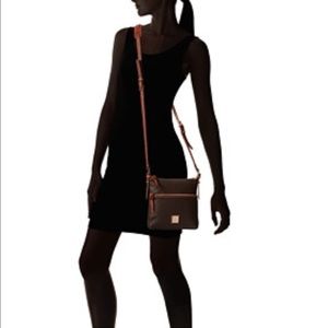 dooney and bourke crossbody
