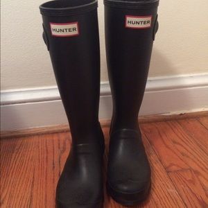 Black Hunter boots