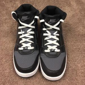 Nike Air Prestige III