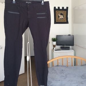 Guess size 32 Pants