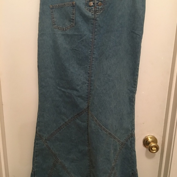 "J lo " vintage Maxi skirt 1 of her first designs
