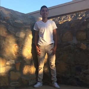 Meet your Posher, Axel