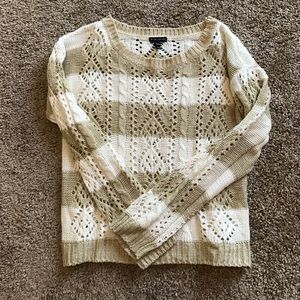 Sweater that is perfect for fall!
