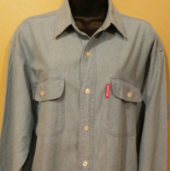 WB "Classic Cartoons" Chambray Shirt - Picture 2 of 2