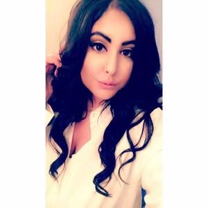 Meet your Posher, Dana