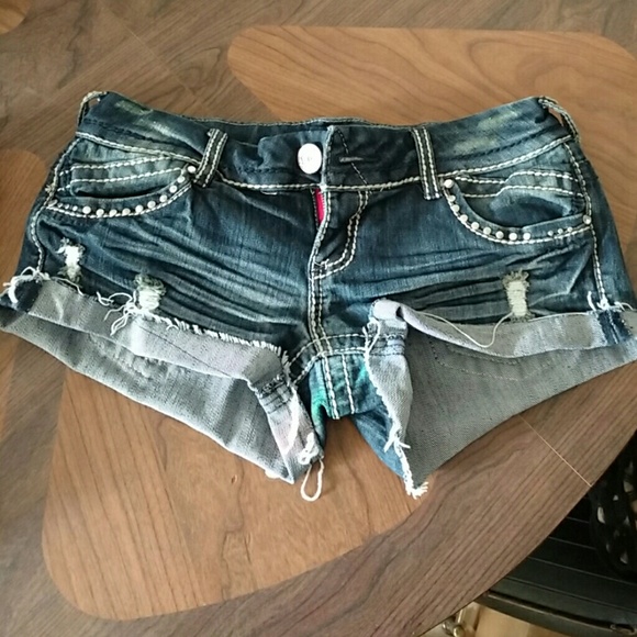 Almost Famous jean shorts