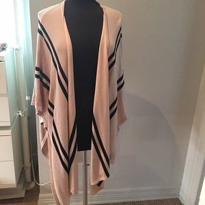 H&M pink and black wrap