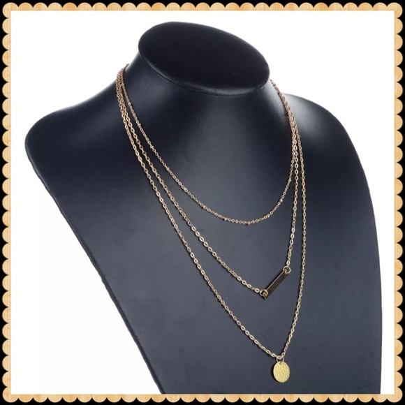 3 tired Necklace - Picture 3 of 3